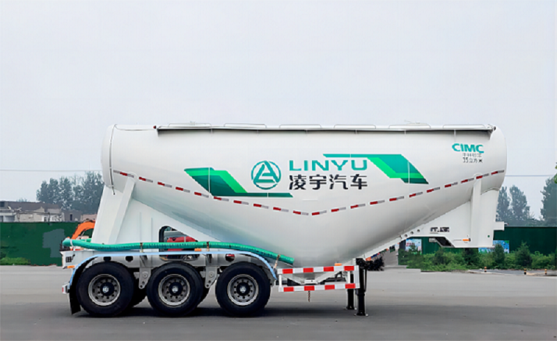 中集凌宇升級版干拌砂漿運輸半掛車所帶來的優(yōu)勢！