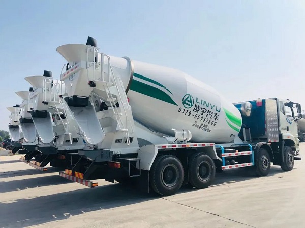 水泥罐車在高海拔地區(qū)運(yùn)營的注意事項(xiàng)有哪些？