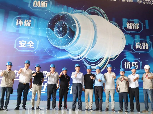 相約洛陽，品鑒智造|行業(yè)大咖到凌宇 智能產(chǎn)線獲贊譽(yù)