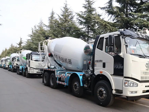 2021捷報(bào)頻傳，新老客戶訂單不斷，凌宇罐車奔赴大江南北！