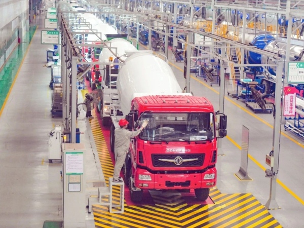 《洛陽日報》：中集凌宇全力趕訂單，年末生產(chǎn)忙