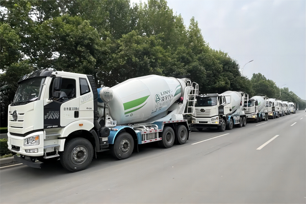 【重卡新聞】11月重卡銷7.3萬輛！意料之中的“拐點(diǎn)”出現(xiàn)！