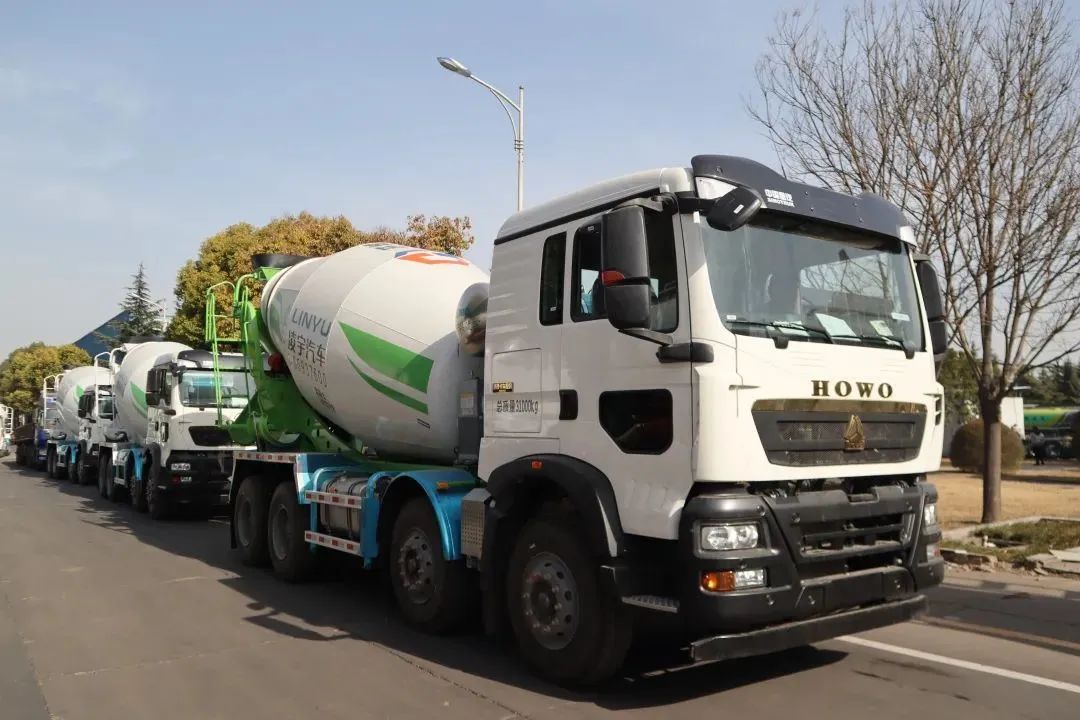 【重卡新聞】十月國(guó)內(nèi)重卡銷量公布！全年總銷量或?qū)⒍ǜ?8萬(wàn)輛！