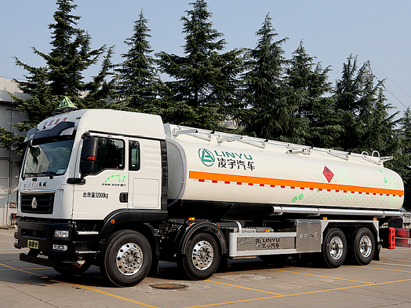 【2022“超虎想象”】凌宇全新液罐車，強(qiáng)勢來襲！