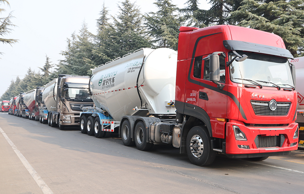 【重卡新聞】10月重卡銷8萬輛！“銀十“旺季收成可觀！