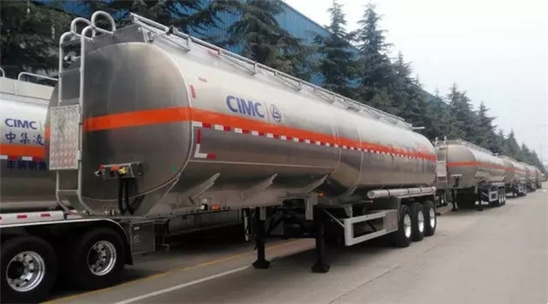 對戰(zhàn)薩德，民族品牌“凌宇”七倉液罐車轉戰(zhàn)東南亞！